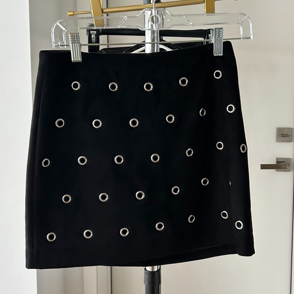 Forever 21 Grommet Black Suede Going Out Skirt (Size Small)